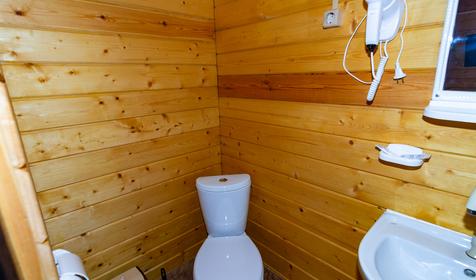 Двух-, трех-, четырехместные VIP домики. База отдыха Русалочка, г. Анапа, ст. Благовещенская