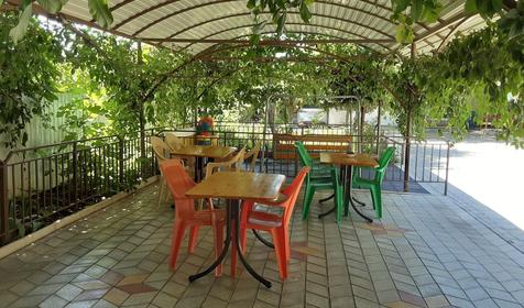 Приморская 22