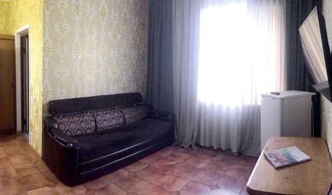 Трехместный двухкомнатный стандарт. Гостиница Морская звезда, г. Геленджик