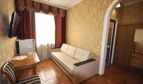 Трехместный двухкомнатный стандарт. Гостиница Морская звезда, г. Геленджик