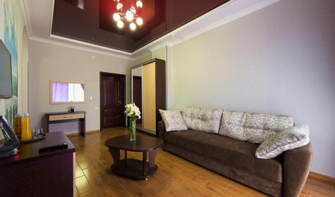 Люкс двухкомнатный. Отель Royal (Роял). Геленджик