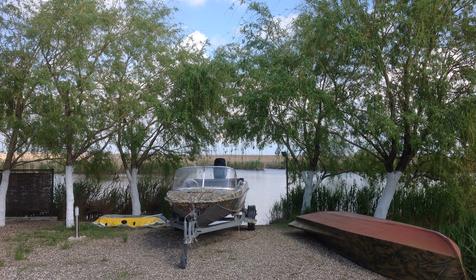 Рыболовно-охотничья база Азовские плавни, Славянский район, х. Ставки