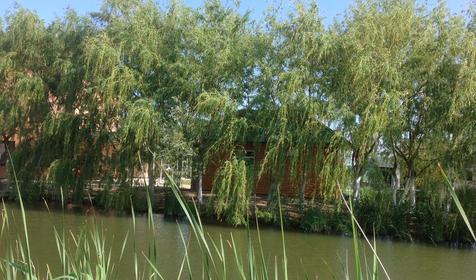 Рыболовно-охотничья база Азовские плавни, Славянский район, х. Ставки