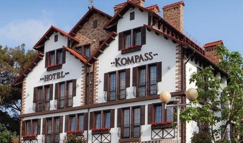 Отель Kompass (Компасс). Геленджик