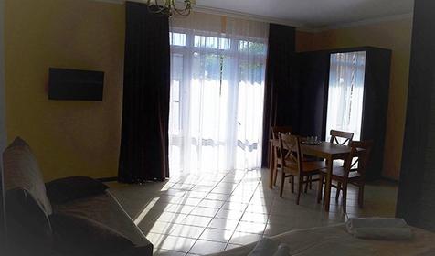 Люкс с отдельным входом. Мини-отель Alpen House (Альпен Хаус). Геленджик