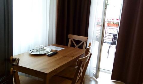 Люкс с балконом. Мини-отель Alpen House (Альпен Хаус). Геленджик