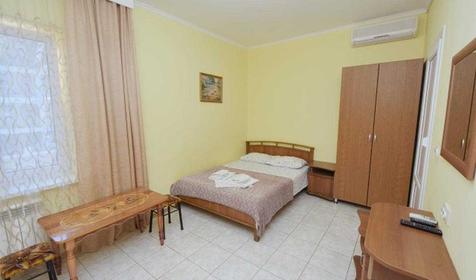 Трехместный стандарт. Гостевой дом Мария, п. Кабардинка