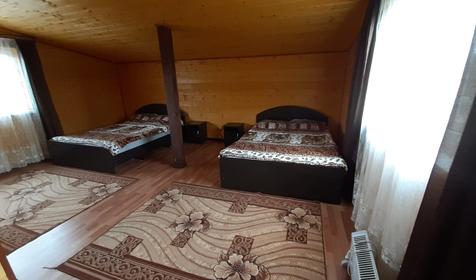 Домик у реки Дах