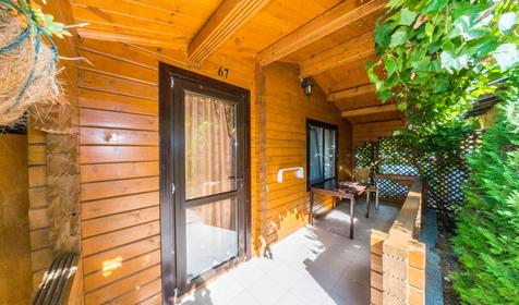 Стандарт плюс трехместный. Гостевой комплекс Хуторок, Анапа