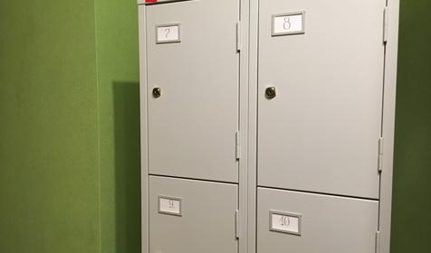 Шестиместный мужской