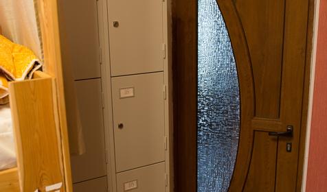 Шестиместный женский