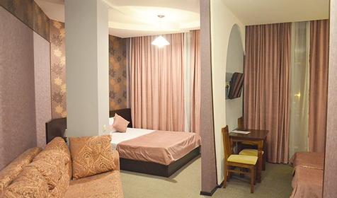 Полулюкс четырехместный. Гостиничный комплекс Панорама. Анапа, Витязево