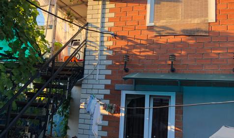 Гостевой дом на Октябрьской. Ейск