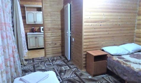 Коттедж трехместный с кухней