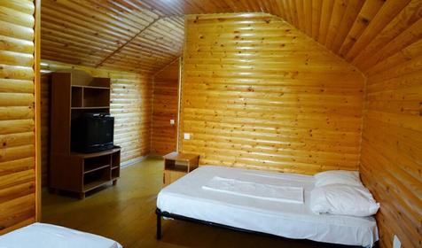 Коттедж четырехместный с кухней