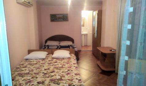 Люкс четырехместный с кухней