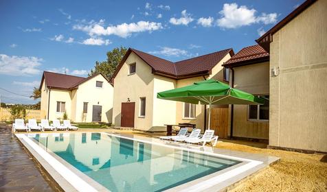 Восьмиместный коттедж. Пансионат Dublin & Dolphin, Анапа