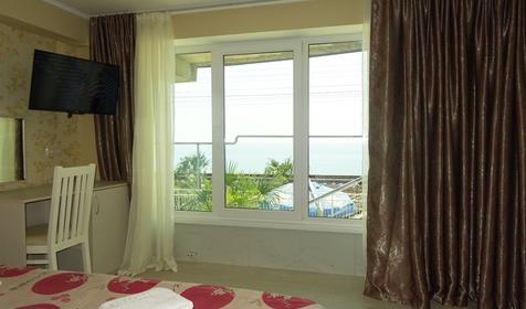 Люкс однокомнатный с видом на море и отдельным входом