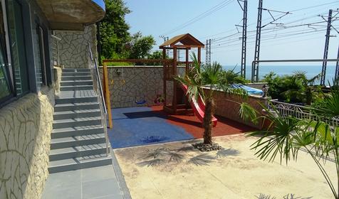 Люкс двухкомнатный с видом на море (с кухней и отдельным входом)