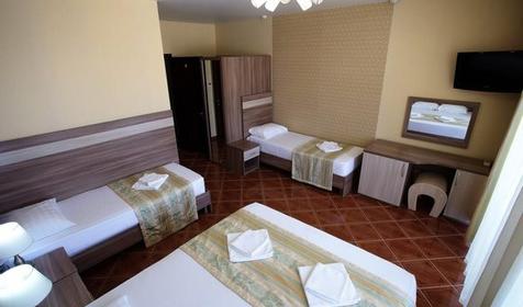 Стандарт четрырехместный без балкона. Отель Имера, Анапа, Витязево