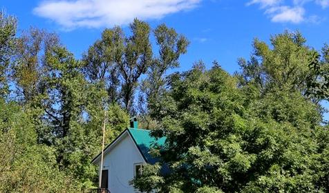 Малый дом. Гостевой дом Домик у реки, п. Каменномостский