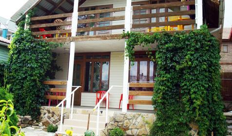 Гостевой дом Тихий дворик в Бетте, п. Бетта