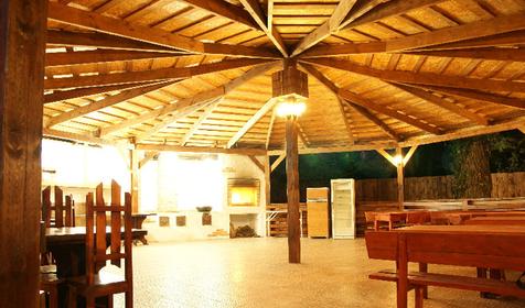 Сибирский дворик Жарок, г. Геленджик, с. Адербиевка