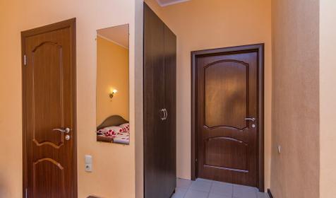 Трехместный стандарт. Гостиница АдмиралЪ, г. Геленджик, пос. Архипо-Осиповка