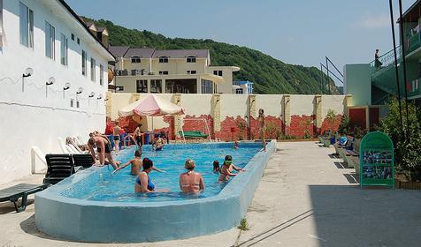 Бассейн гостиничного комплекса Торнадо, Туапсинский район, п. Новомихайловский