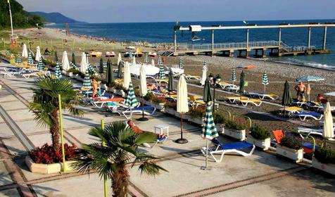 Платный пляж возле отеля Небеса, г. Сочи, п. Лазаревское