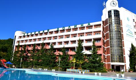 Туапсе, санаторий Зеленая долина