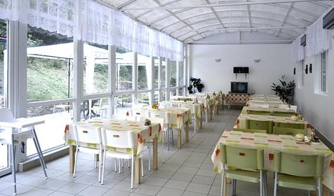 Столовая. База отдыха Райский сад, г. Геленджик, с. Прасковеевка