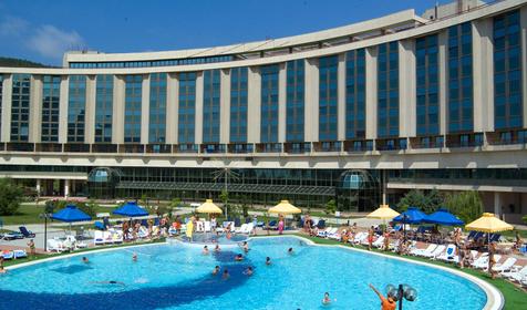 Бассейн, главный корпус Молния Ямал (главный корпус "Молния"), курортный комплекс Молния Ямал (главный корпус "Молния"), Туапсинский район, п. Небуг