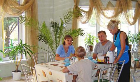 Кафе--столовая отеля Морская волна, п. Джемете, Анапа