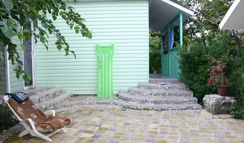 Частный гостевой дом Уютный дворик, Туапсинский район, п. Небуг