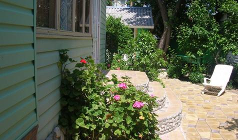 Частный гостевой дом Уютный дворик, Туапсинский район, п. Небуг