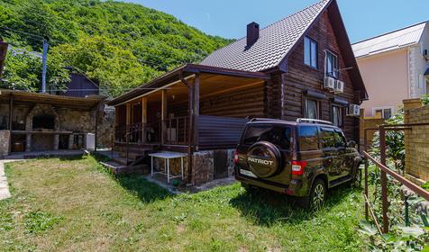 Восьмиместный сруб. Гостевой дом Старая Казань (бывш. Булгарин), Туапсе, Небуг