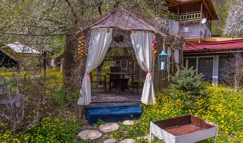 База отдыха Яблочный гусь, Северский р-он, п. Тхамаха