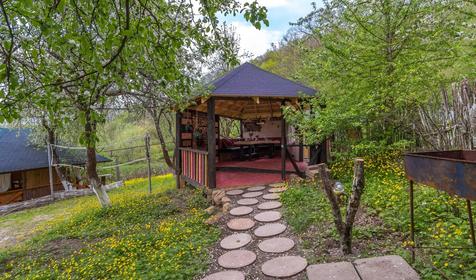 База отдыха Яблочный гусь, Северский р-он, п. Тхамаха