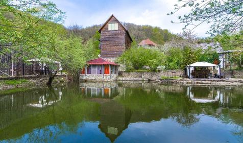 База отдыха Яблочный гусь, Северский р-он, п. Тхамаха