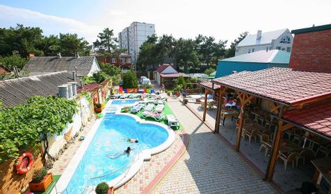 Территория гостевого дома На Херсонской, г. Геленджик