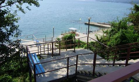 Дорога к пляжу. Гостиный комплекс Морской бриз, Туапсинский район, с. Агой