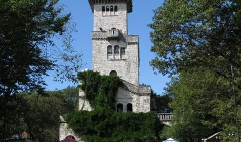 Гора и башня Ахун