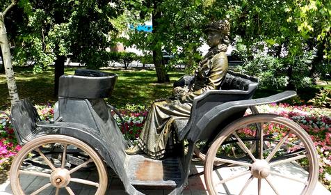 Девушка в карете, г. Новороссийск