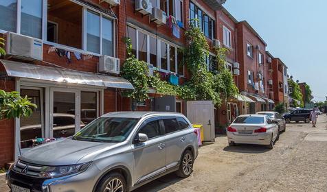 Коттедж Wild Hedgehog House (Вайлд Хеджхог Хаус), п. Агой