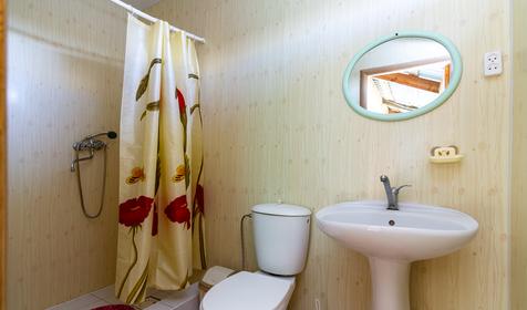 Четырехместный. Гостевой дом Белая акация, Темрюкский р-н, ст. Голубицкая