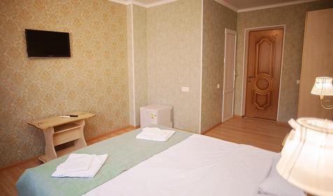 Люкс двухместный с балконом. Гостевой дом АЛиКА, Геленджик, Архипо-Осиповка