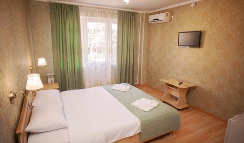 Люкс двухместный с балконом. Гостевой дом АЛиКА, Геленджик, Архипо-Осиповка