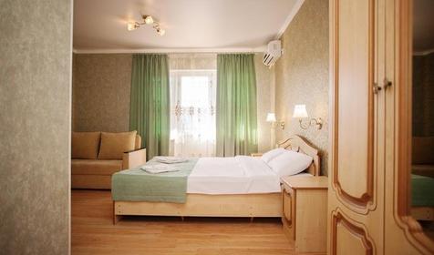 Люкс четырехместный с балконом. Гостевой дом АЛиКА, Геленджик, Архипо-Осиповка