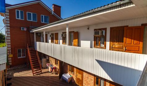 Гостевой дом по ул. Морская, г. Ейск